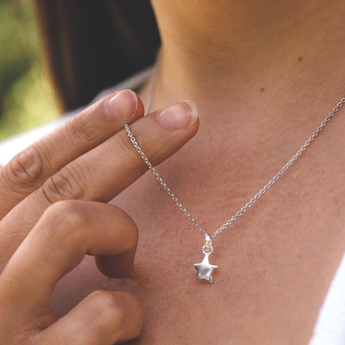 Dainty hot sale star necklace